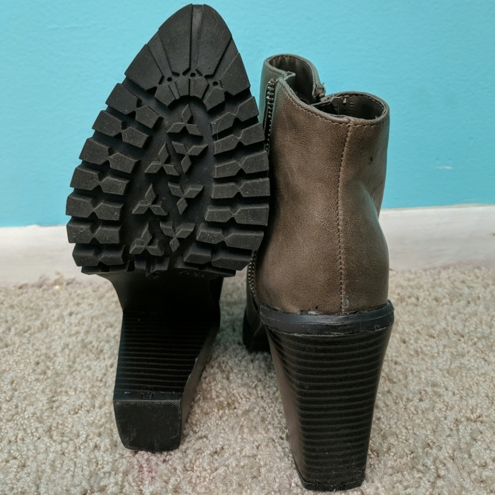Mossimo booties - Picture 3 of 5